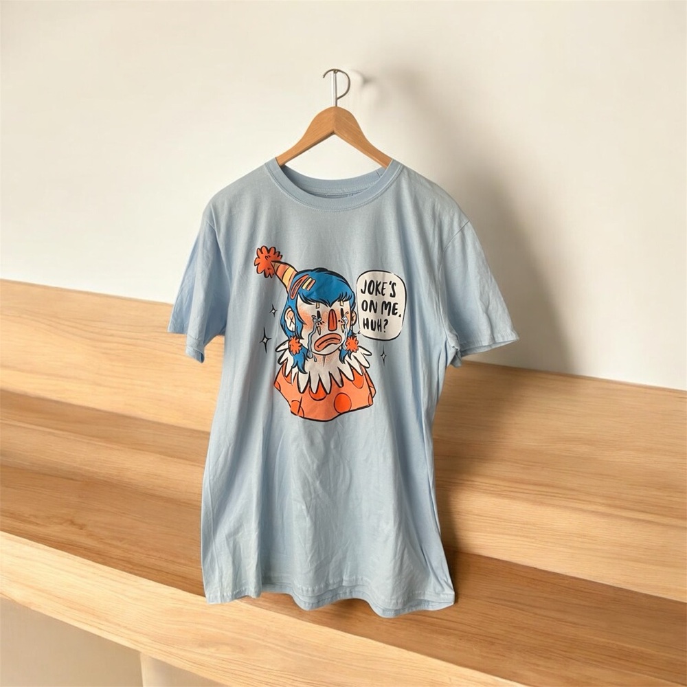 NEW Hot Topic Unisex Clown JOKE'S ON ME HUH? Blue Graphic Tee Sophie McTear Sz L